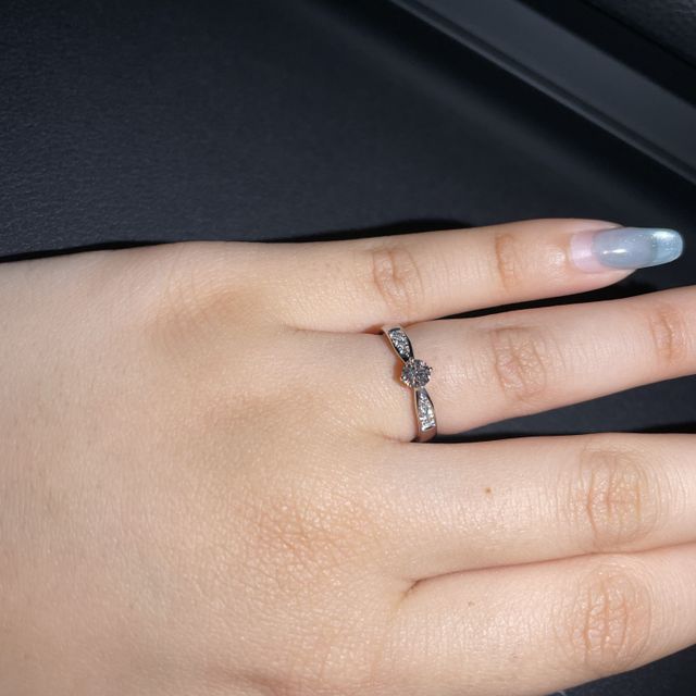 【TANZO.(鍛造指輪)の口コミ】 主人が工事現場にも行くお仕事で、とにかく丈夫なものがいいなと思ってい…