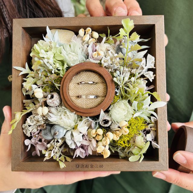 【鎌倉彫金工房の口コミ】 指輪は手作りしました。
何年着用しても飽きないシンプルなものが良かった…