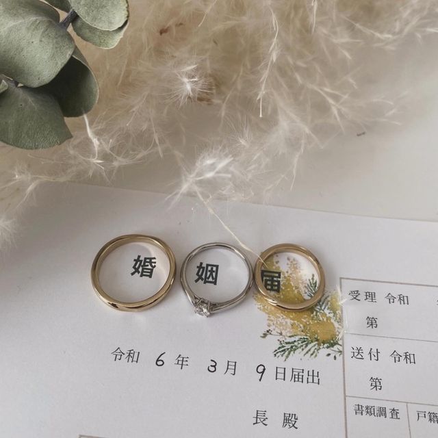 【CRAFY(クラフィ)の口コミ】 種類が多くどれにするか悩みましたが、指輪のデザインに捻りが入れてあり…