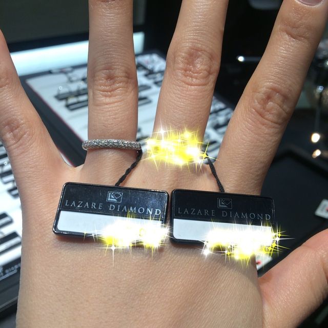 【ラザール ダイヤモンド(LAZARE DIAMOND)の口コミ】 さすが、世界一美しいダイヤの名称を持っているだけあって、ダイヤの輝き…