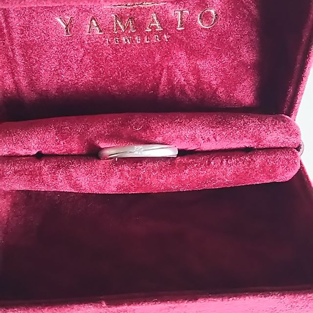 【PILOT BRIDAL(パイロットブライダル)の口コミ】 「年齢を重ねてもつけられる、シンプルで飽きのこないデザイン」「価格が…