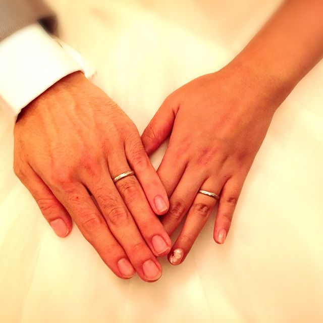 【PILOT BRIDAL(パイロットブライダル)の口コミ】 「年齢を重ねてもつけられる、シンプルで飽きのこないデザイン」「価格が…