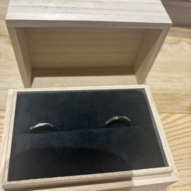 【出雲結(いずもゆい)の口コミ】 シンプルでずっとつけられるデザインが非常に気に入りました。
何年もつけ…