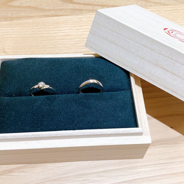 【出雲結(いずもゆい)の口コミ】 もともと、婚約指輪をデート等の時に着用したかったので重ね付けをした時…