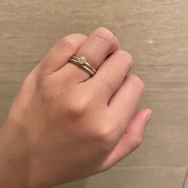 【uchimari(ウチマリ)の口コミ】 自分たちでこだわった指輪が作りたかったので、手書きの刻印ができるとい…