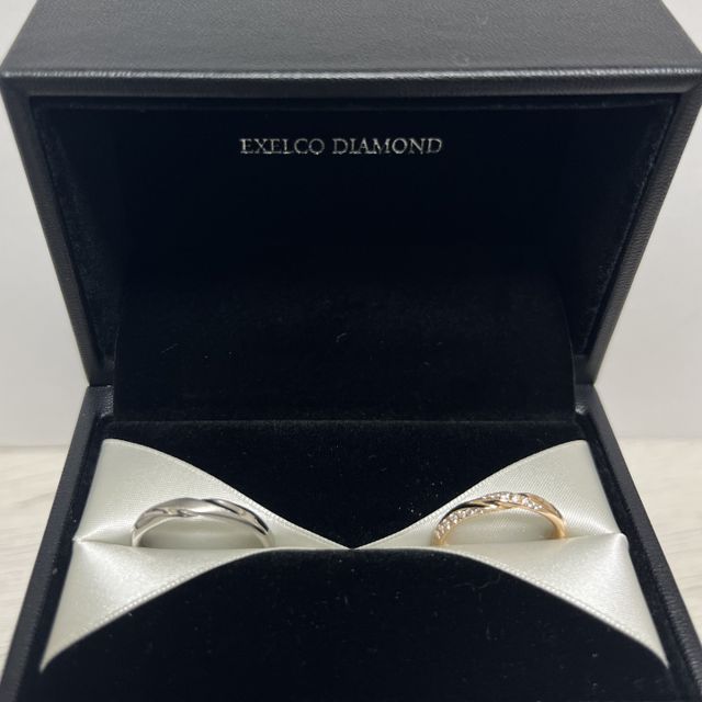 【エクセルコダイヤモンド(EXELCO DIAMOND)の口コミ】 ピンクゴールドへ変更して作っていただきました。
ダイヤもあるせいか、ピ…