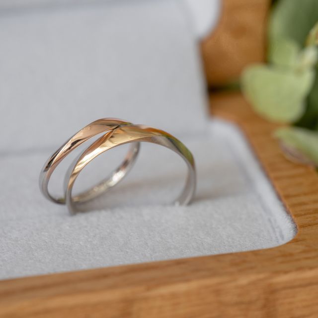 【Cayof(カヨフ)の口コミ】 プラチナベースにし、ワンポイントでゴールド、ピンクゴールドを入れまし…