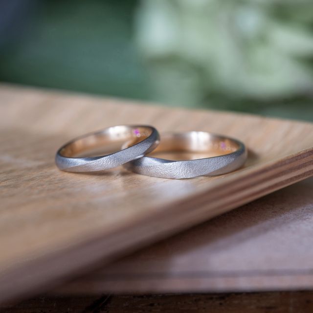 【Cayof(カヨフ)の口コミ】 シンプルかつオリジナリティを求め、このブランドにしました。自分たちで…