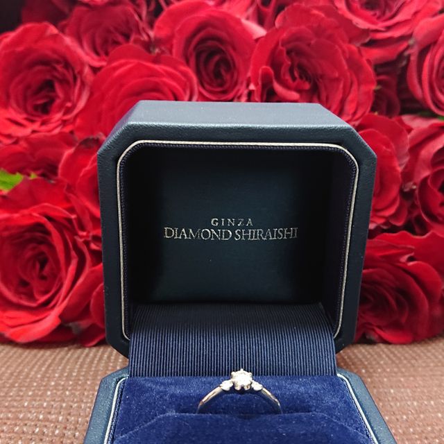 【銀座ダイヤモンドシライシの口コミ】 デザインがすごくすごく可愛くて、キラキラしてとってもお気に入りです。…