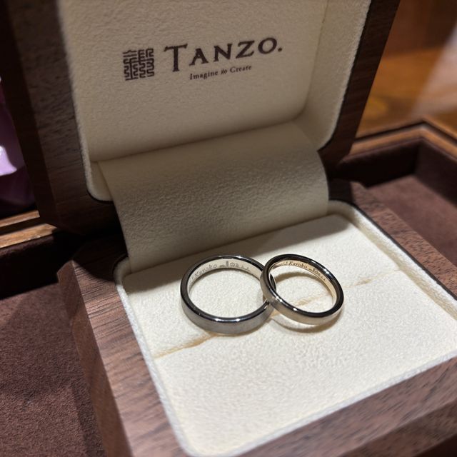 【TANZO.(鍛造指輪)の口コミ】 マット加工で重厚感のある仕上がりとなりました。また、カラーや素材もペ…