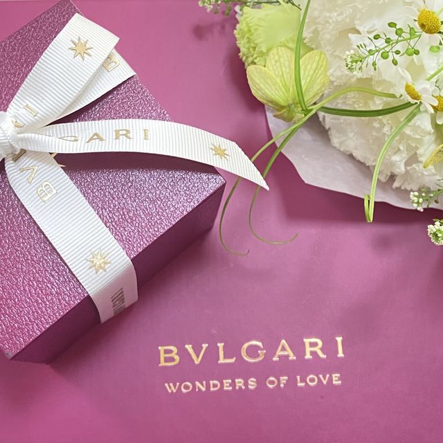 【ブルガリ(BVLGARI)の口コミ】 素材はプラチナで、ダイヤがついたハーフエタニティで探していました。購…