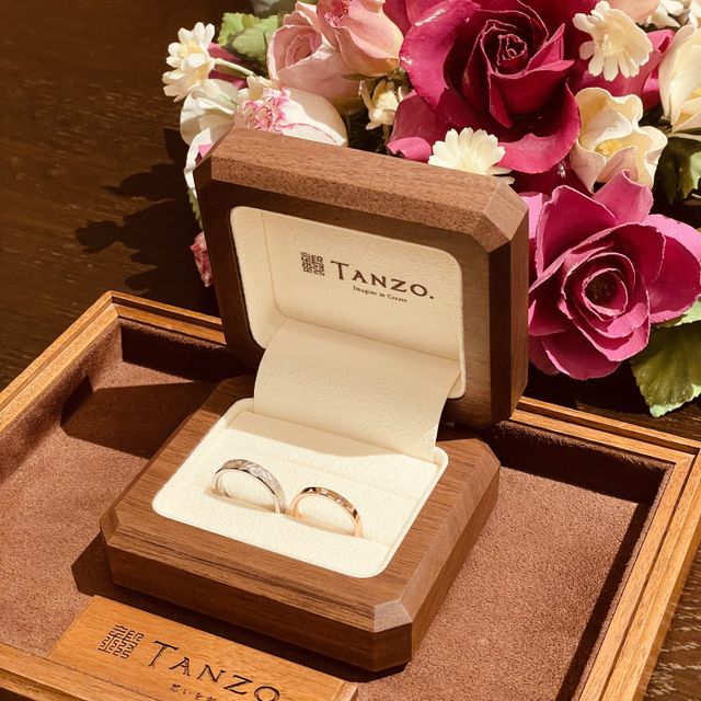 【TANZO.(鍛造指輪)の口コミ】 着け心地もよく、デザインもかっこいいです。私は荒らし加工が気になって…