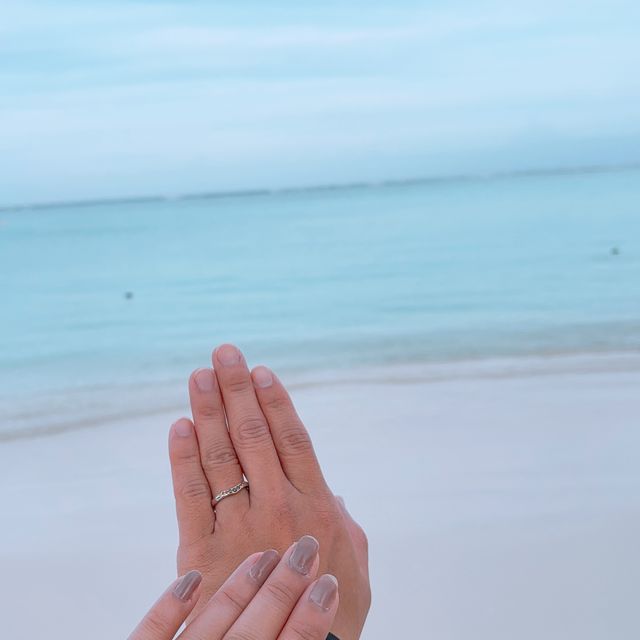 【Princess Bijou(プリンセス・ビジュー)の口コミ】 デザインがよく、男性の方は黒ダイヤが使われておりとてもゴージャス感が…