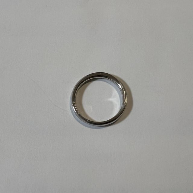 【銀座ダイヤモンドシライシの口コミ】 男性側はシンプルかつ日常的に付けやすいもの、女性側はダイヤモンドが輝…