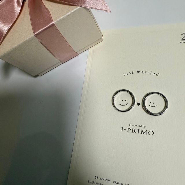 【アイプリモ(I-PRIMO)の口コミ】 今回は結婚指輪を探しにきて、男はシンプルな指輪を、彼女はダイヤが派手…