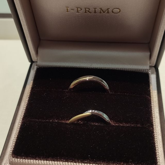 【アイプリモ(I-PRIMO)の口コミ】 2つで1つのデザインとなっています。見た目も良くて気に入っています。値…