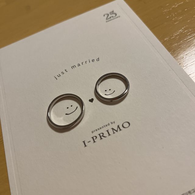 【アイプリモ(I-PRIMO)の口コミ】 ・ダイヤが一点ちょこんと入っていてシンプルで飽きないところ。
・購入し…