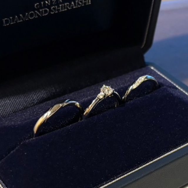 【銀座ダイヤモンドシライシの口コミ】 婚約指輪と結婚指輪を同時に購入したため、セットリングを中心に探してお…