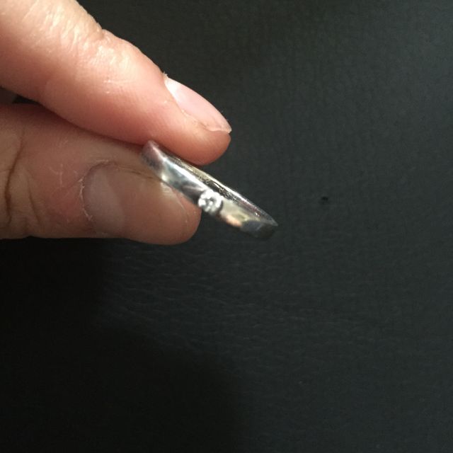 【4℃ BRIDAL(ヨンドシーブライダル)の口コミ】 前々から結婚指輪にはダイヤモンド一石と決めていました。

名前の通りシ…