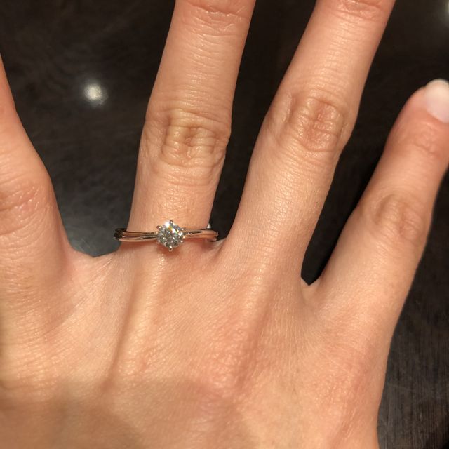 【ケイウノ ブライダル(K.UNO BRIDAL)の口コミ】 ダイヤは持ち込みだったため、リフォームで作ってくれるショップを探して…