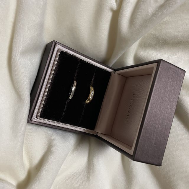 【アイプリモ(I-PRIMO)の口コミ】 太さ、石の数、色を選べます！ゴールドにすることは絶対に決めていたので…