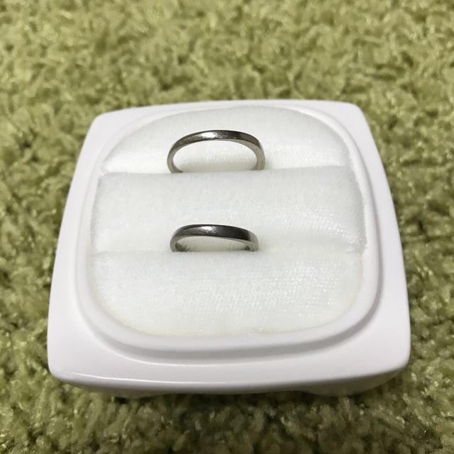 【俄(にわか)の口コミ】 長く付けるものなので、つけ心地を重視しました。指輪のデザインによって…