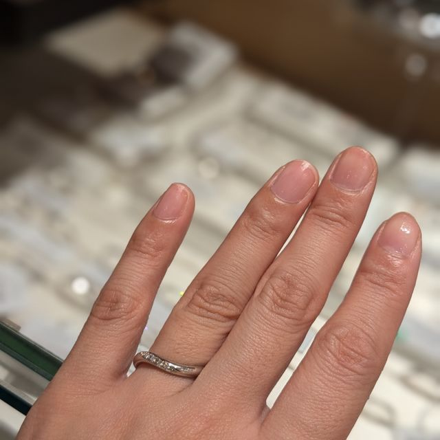 【アイプリモ(I-PRIMO)の口コミ】 試着したときから、この逆ウェーブの形がとても気に入ってしまいました！…