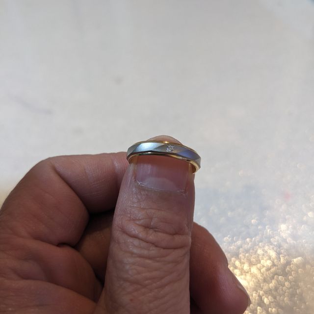 【BONDS(ボンズ)の口コミ】 シンプルですが、デザイン性もあり、付けこごちもいいです。年代問わず、…