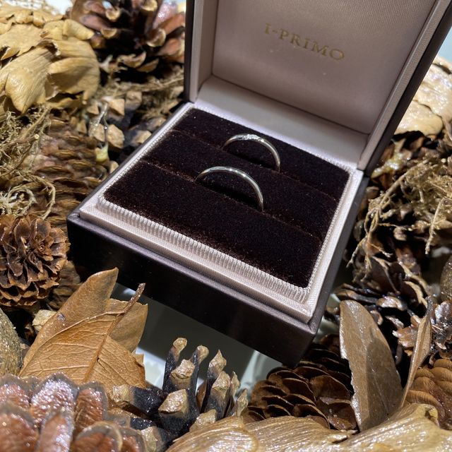 【アイプリモ(I-PRIMO)の口コミ】 シンプルなデザインが素敵な商品になっております。ダイヤモンドがきれい…