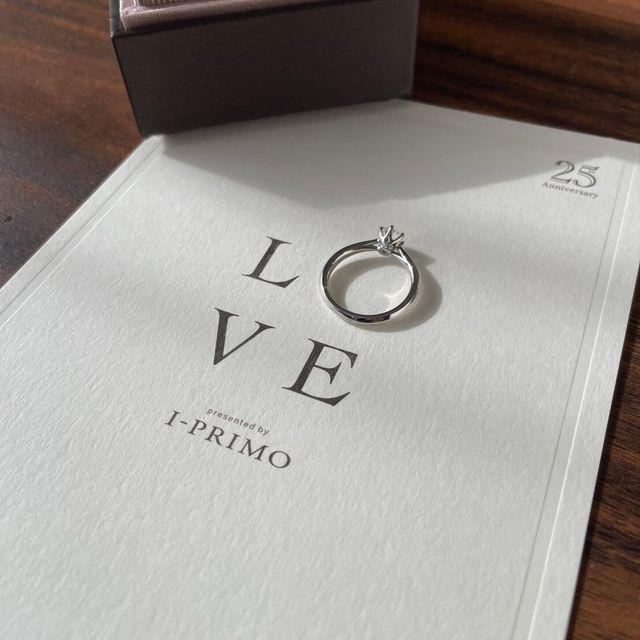 【アイプリモ(I-PRIMO)の口コミ】 シンプルで飽きのこないデザインの指輪を探していました。自分の手に馴染…