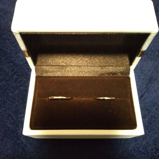 【アイプリモ(I-PRIMO)の口コミ】 初めて指輪を購入するので知識が何もない状態でお店に行きました。結婚指…