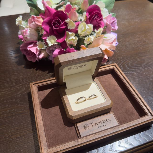 【TANZO.(鍛造指輪)の口コミ】 【デザイン】
自分たちの好みのデザインで作成できる。
具体的なイメージ…