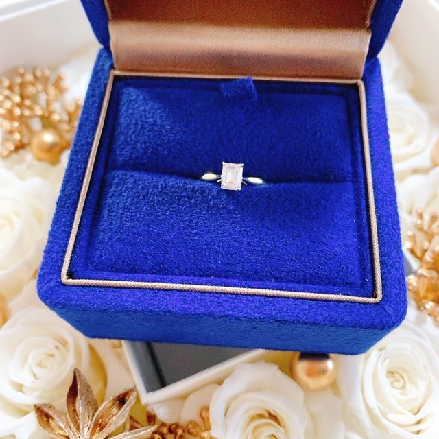 【BRILLIANCE+(ブリリアンスプラス)の口コミ】 フォルムがスクエアの指輪を探していました。しかしスクエアフォルムの指…