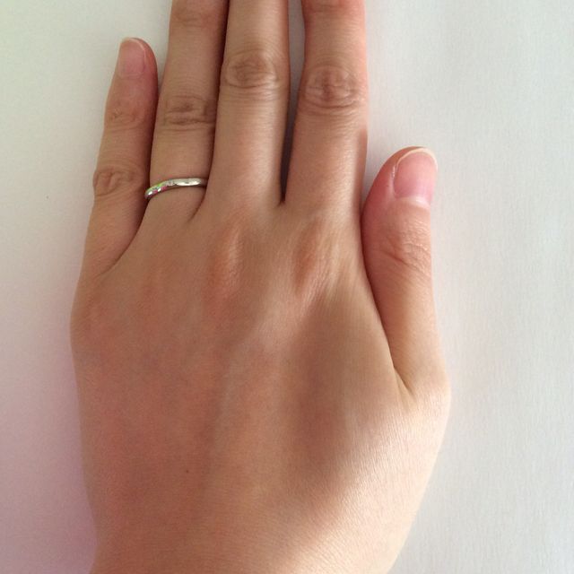 【サマンサティアラブライダル(Samantha Tiara Bridal)の口コミ】 石は主張することなくシンプルですので、タオルなどにひっかけることがな…