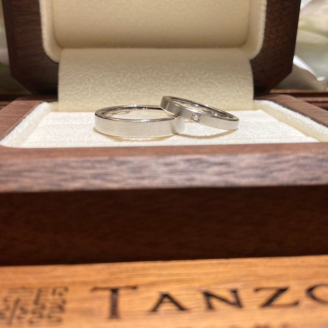 【TANZO.(鍛造指輪)の口コミ】 シンプルでありながら飽きのこないデザインに仕上げました。今後何十年に…