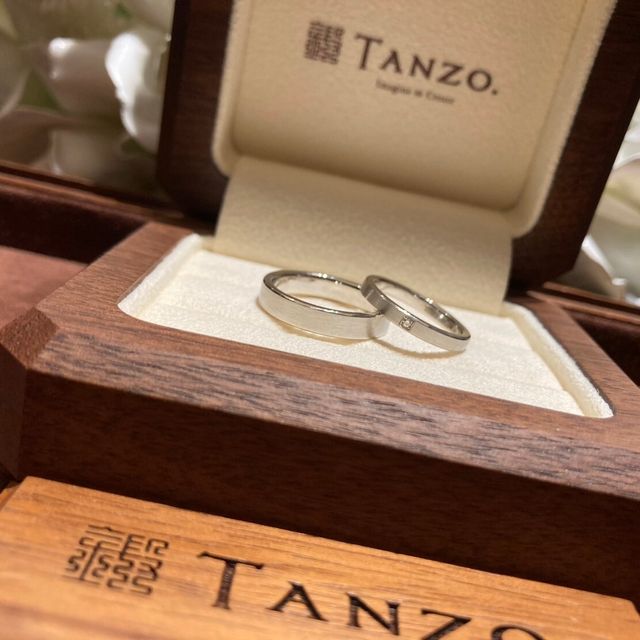 【TANZO.(鍛造指輪)の口コミ】 シンプルでありながら飽きのこないデザインに仕上げました。今後何十年に…