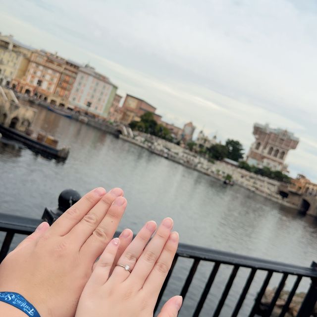 【ティファニー(Tiffany & Co.)の口コミ】 ダイヤモンドのグレードにこだわって選んでくれたみたいです。
グレードを…