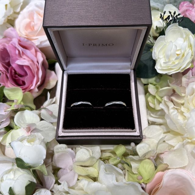 【アイプリモ(I-PRIMO)の口コミ】 ウェーブの可憐さが素敵で、そして中央にきらりと、目立ちすぎず、でも存…