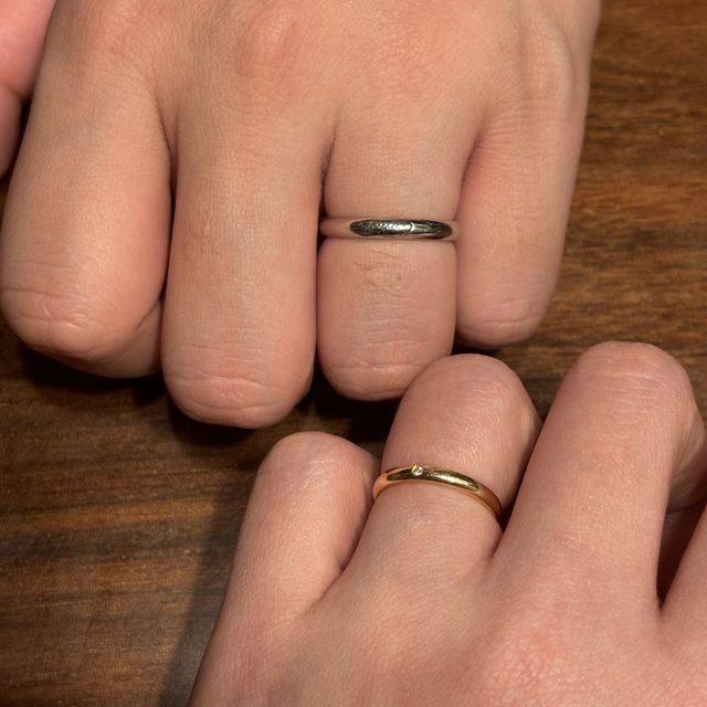 【カルティエ(Cartier)の口コミ】 最初のリングは流行り廃りのないオーソドックスな指輪を探していました。…