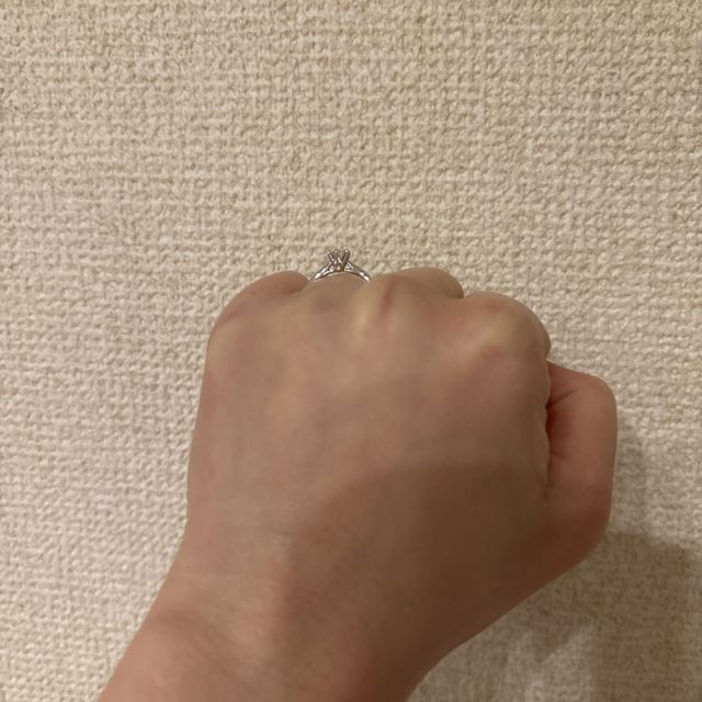 【TASAKI(タサキ)の口コミ】 もともとお祝い事など特別な時に重ね付けしたかったため、シンプルな一つ…