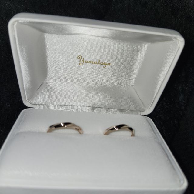 【Ricca(リッカ)の口コミ】 シンプルで可愛いです。
来店予約をして、すごく迷いましたが、店長様が対…