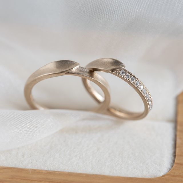 【Cayof(カヨフ)の口コミ】 指輪デザインの種類が多く、どれも植物モチーフになっているところも好き…