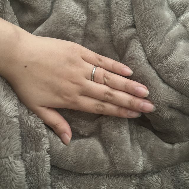 【ヴァンドーム青山(VENDOME AOYAMA)の口コミ】 カーブがあって他のものよりも元々短い指が多少ですが長く見えます。また…