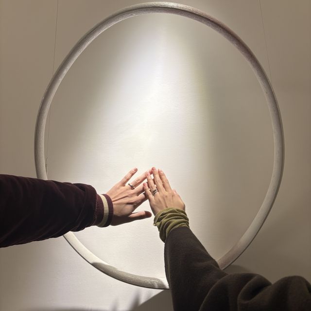 【出雲結(いずもゆい)の口コミ】 シルバーかゴールドかどっちの色にしようかと悩んでましたが、シルバーと…