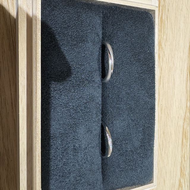 【出雲結(いずもゆい)の口コミ】 デザインが2人のイメージに合っていました。シンプルで毎日つけられるデザ…