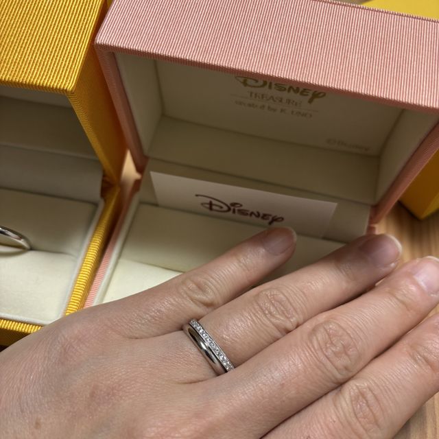 【ケイウノ ブライダル(K.UNO BRIDAL)の口コミ】 このリングを選んだ理由が
保育士なのもあり、遊びで泥団子を作ると砂が入…