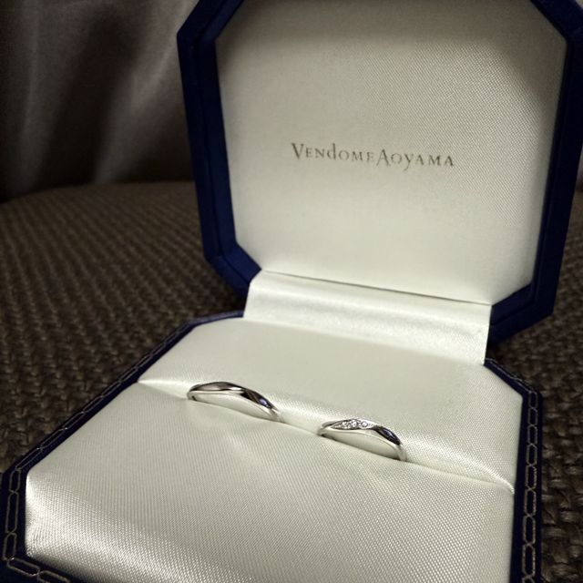 【ヴァンドーム青山(VENDOME AOYAMA)の口コミ】 洗練されたデザインでフレーヴのオーラに一目惚れ。
斬新な曲線美は見る人…