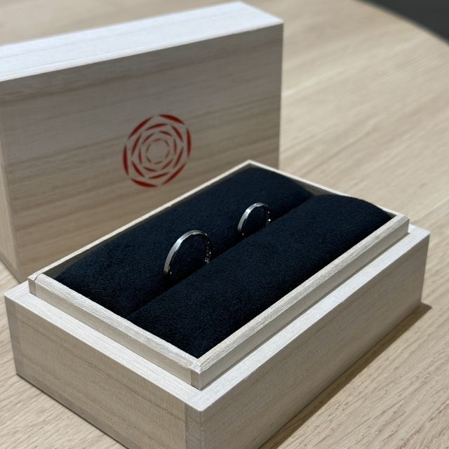 【出雲結(いずもゆい)の口コミ】 シンプルでマット加工でダイヤモンドが上品で可愛いです！太さも丁度良い…