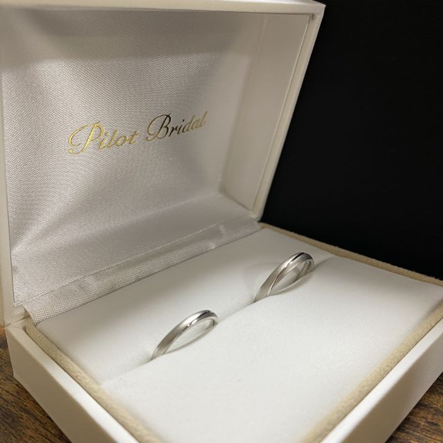 【PILOT BRIDAL(パイロットブライダル)の口コミ】 飛行機にも使われる純度の高いプラチナで出来ているそうでキズのつきやす…