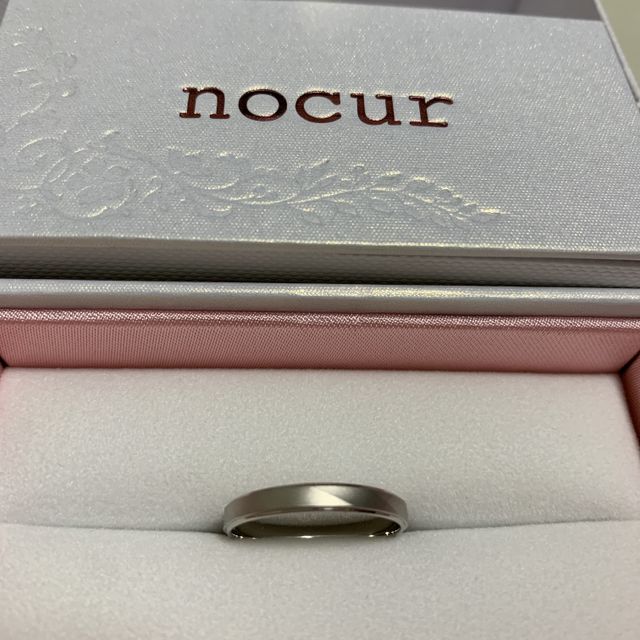 【nocur(ノクル)の口コミ】 男性用なのでシンプル且つギラギラしていないデザインを探していたところ…